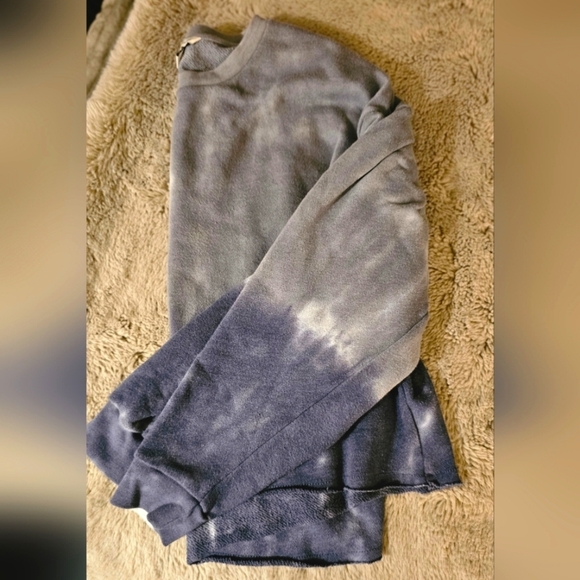 American Eagle Outfitters Tops - AE Cropped Womens (S) Sweatshirt